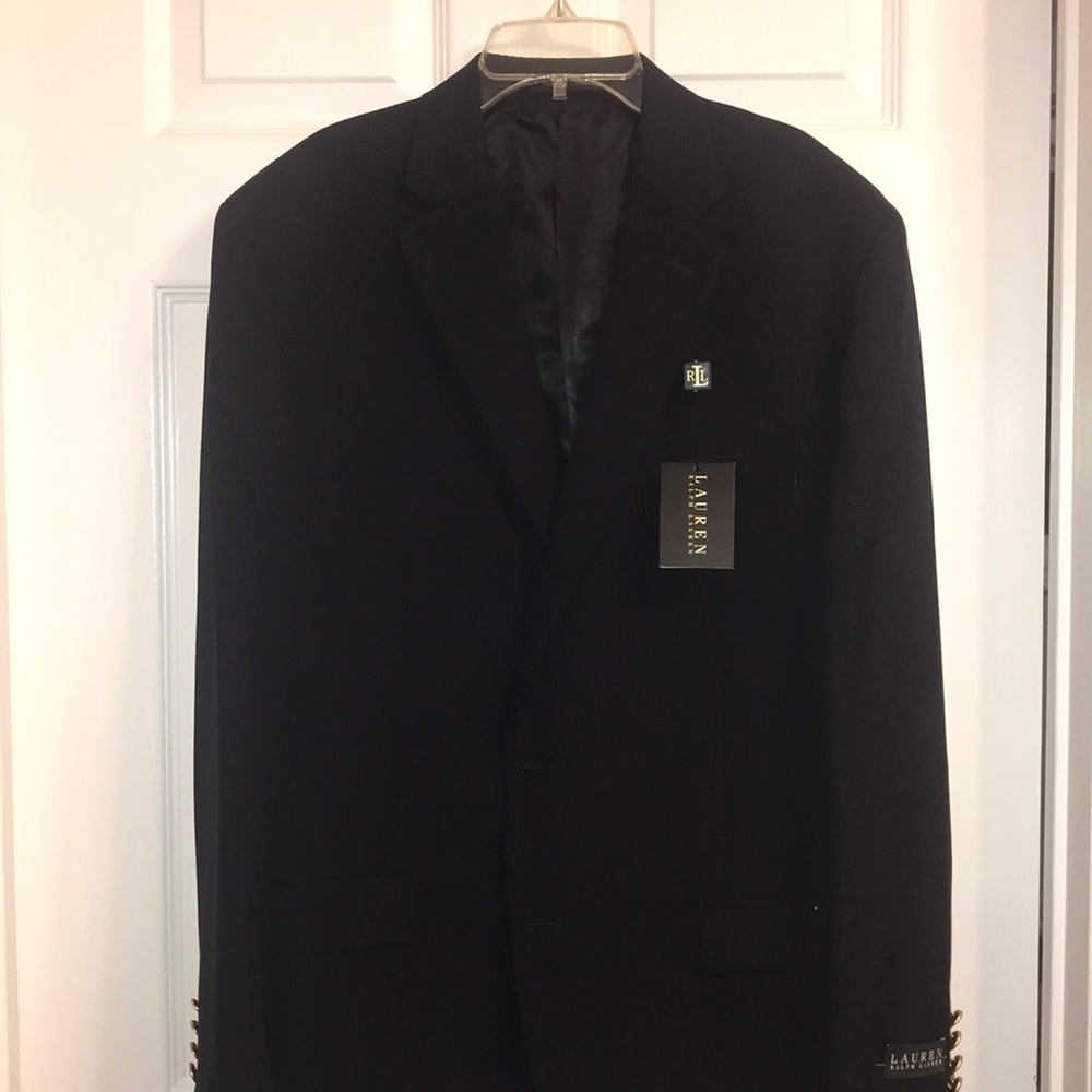 Ralph Lauren suit (44R)
